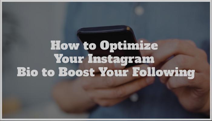 Imagem de um homem rolando o celular - Dicas sobre como otimizar seu perfil no Instagram para aumentar seus seguidores - Imagem